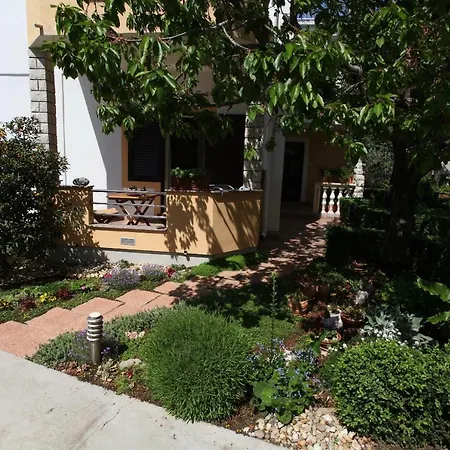 Гостьовий будинок Kresan 3*